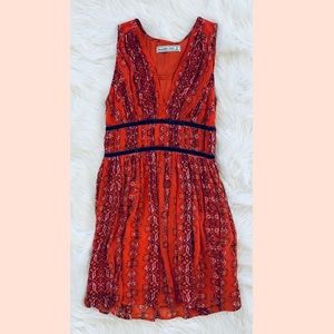 Abercrombie & Fitch Dress Size S Red V neck